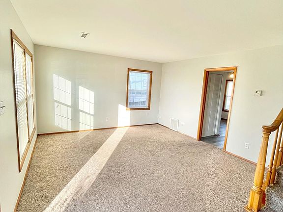 2nd image of 2901 Lewis Ln