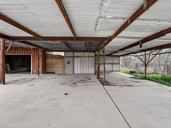 5th image of 11223 Tom Sassman Rd