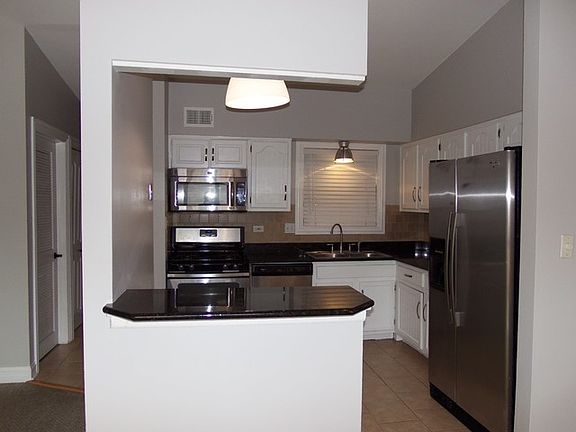 5th image of 1350 Laguna Ct Unit D