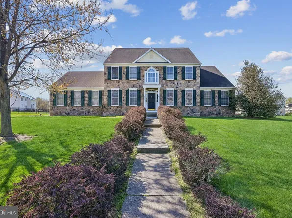 51 Forage Dr, Mickleton, NJ 08056