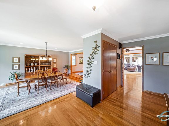 4th image of 6131 W 123rd St