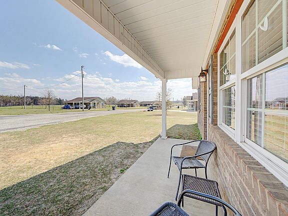 2nd image of 11 County Road 468