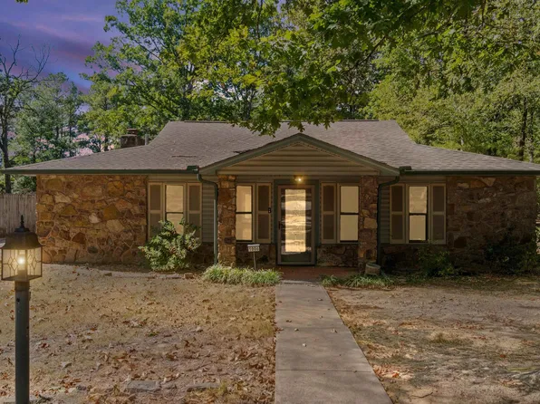 1006 Robin Rd, White Hall, AR 71602