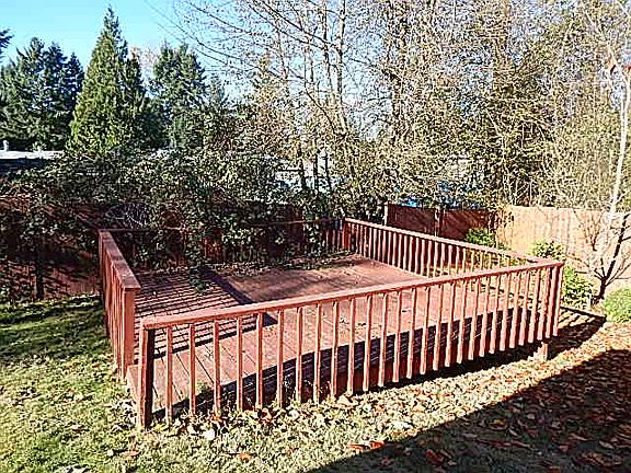 3rd image of 11816 200th Ave E