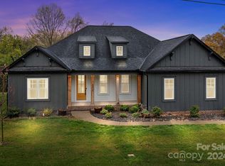 3312 Eva Dr NW, Concord, NC 28027