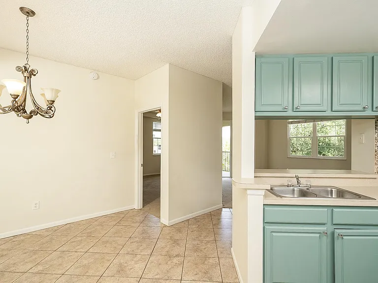 1005 Bella Vista Blvd — Photo 9