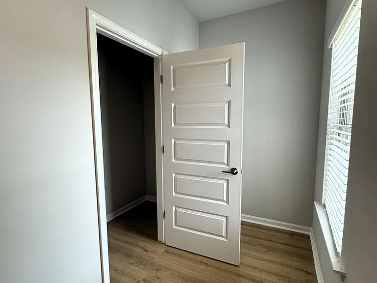 318 Cornstalk Cir — Photo 4