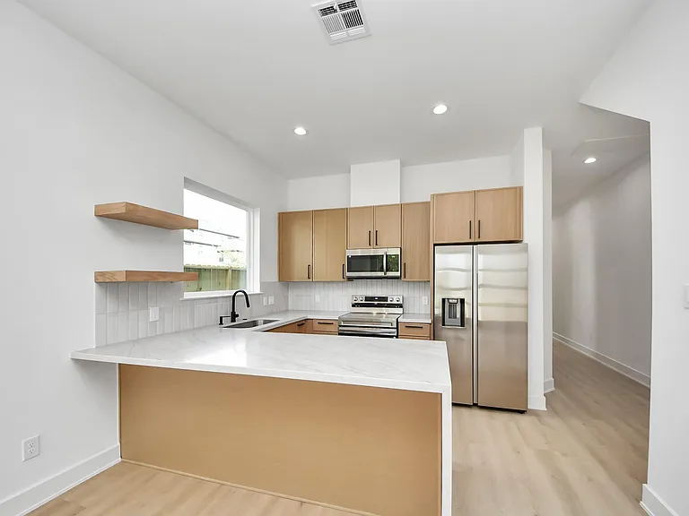 4607 Gunter St #A — Photo 9