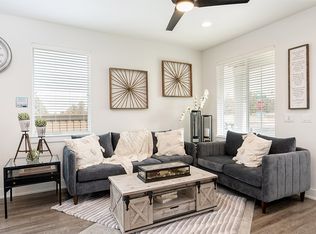 3015 NE Red Jasper Pl, Bend, OR 97702