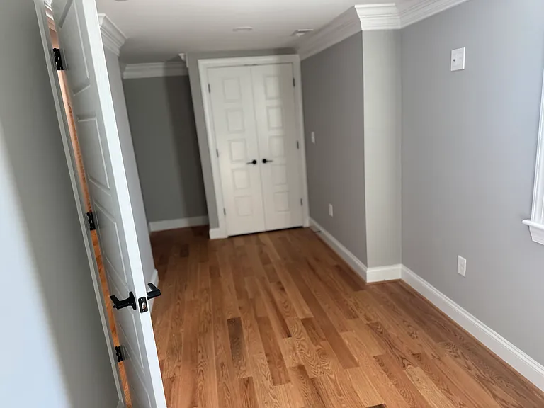 Middle Bedroom 2nd Floor Picture #1