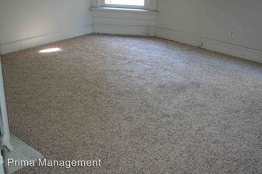 5th image of 261 Linden Ave APT 1