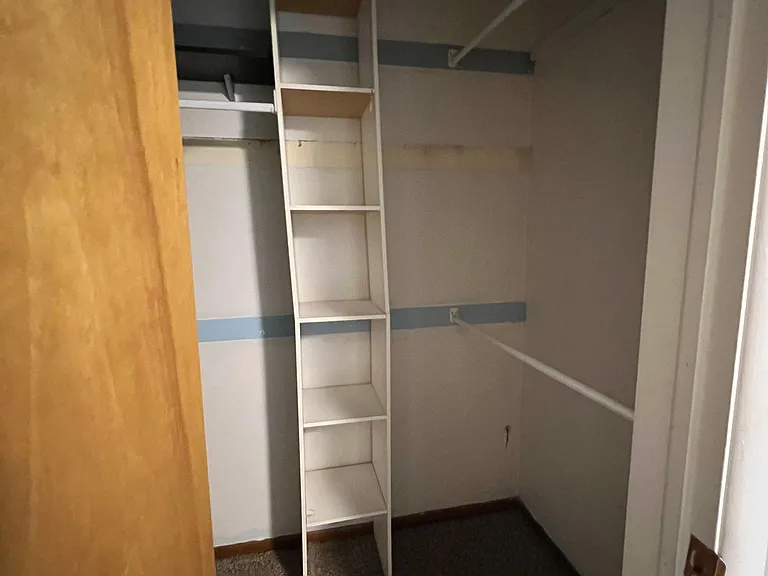 58 W Washington Ave #3 — Photo 10