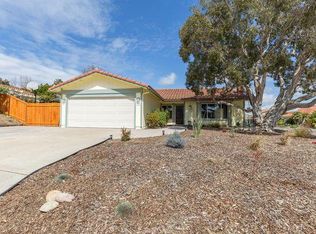 332 Sierra Ridge Dr, Encinitas, CA 92024
