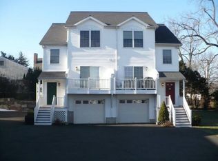 18 N Sound Beach Ave, Riverside, CT 06878