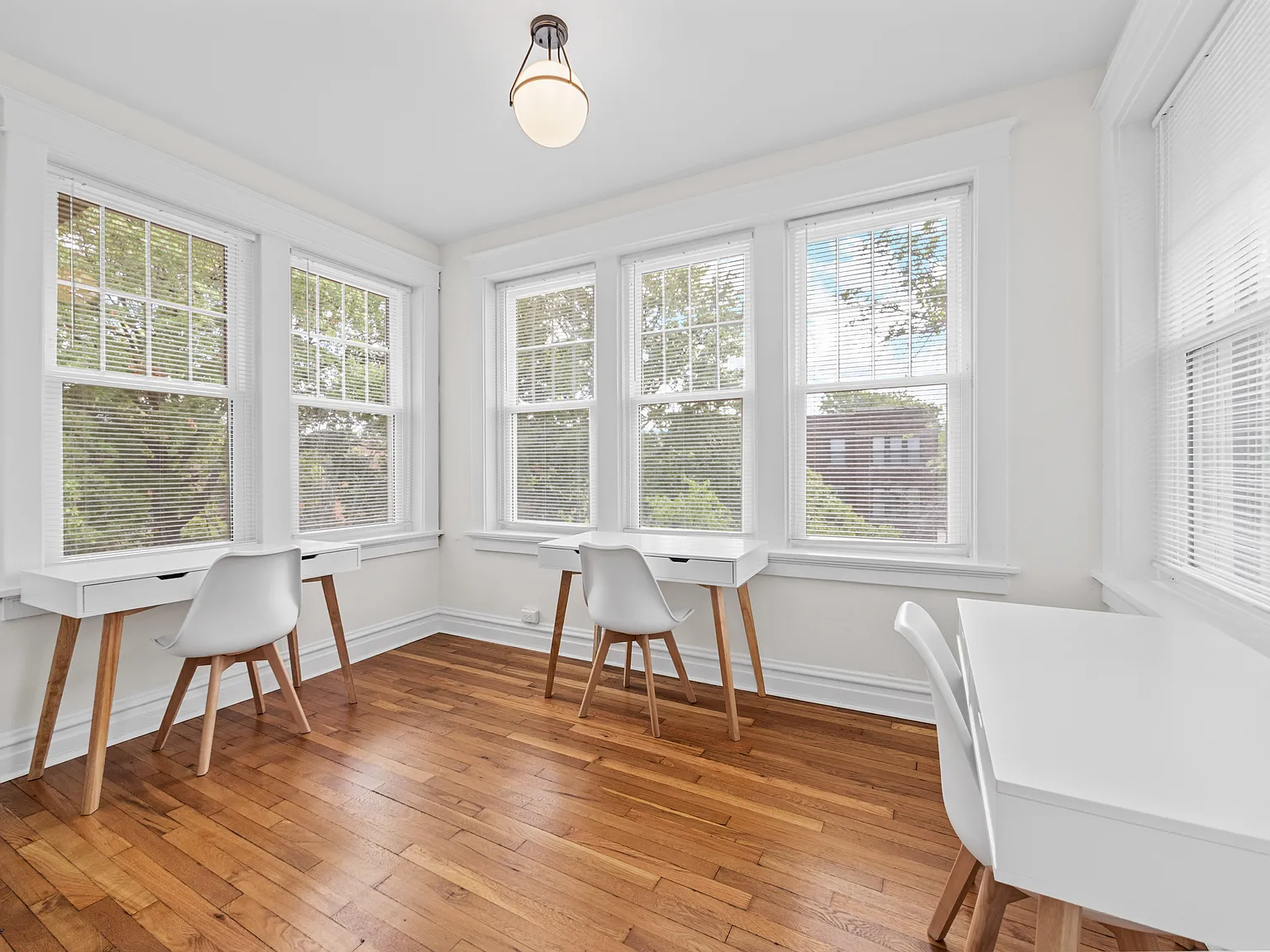 3 bed, 1550 sqft, $3,000 — Photo 2