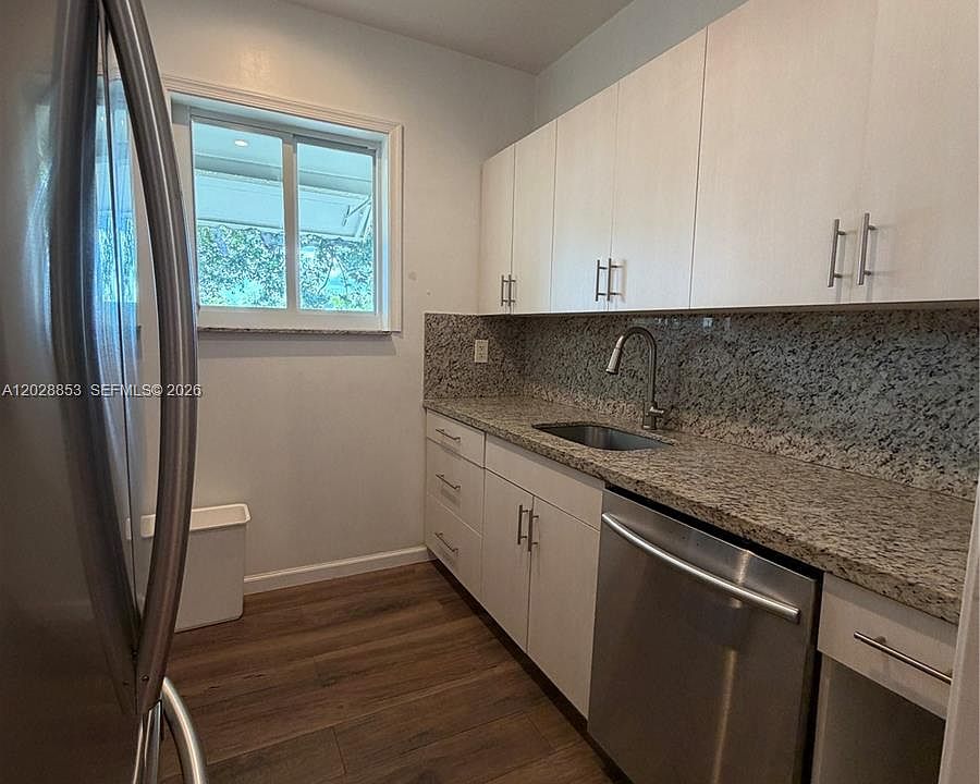 2nd image of 809 Ferdinand St APT 3