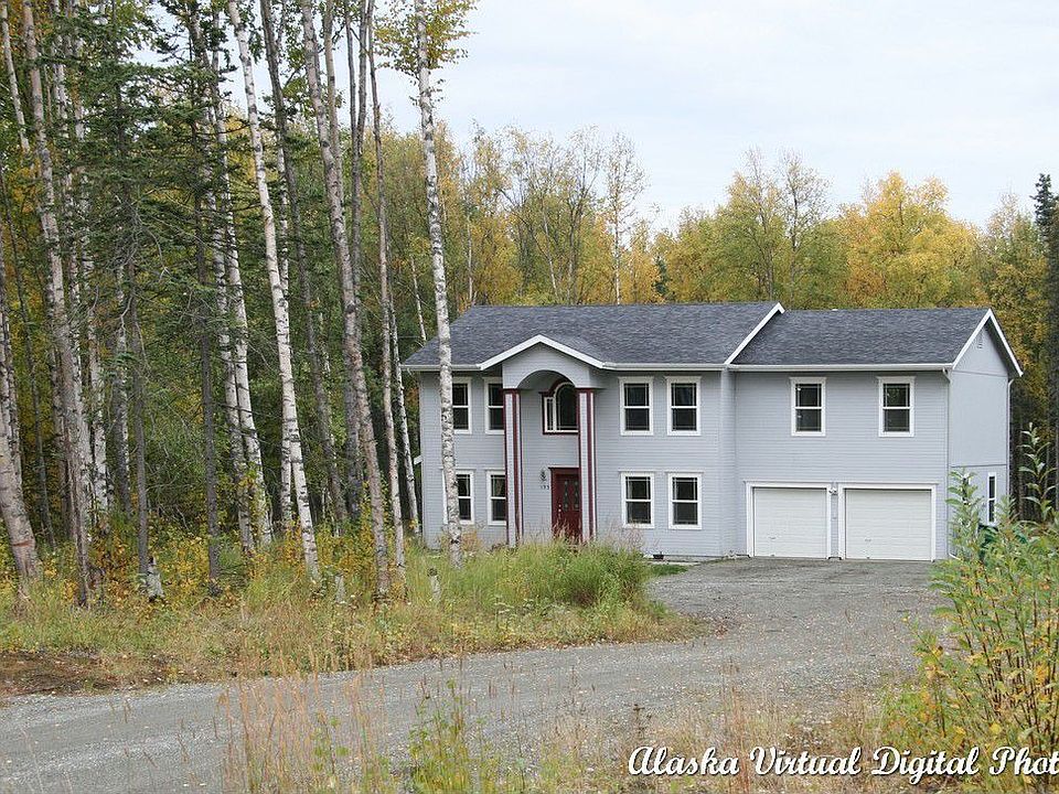 193 E New Field Drive