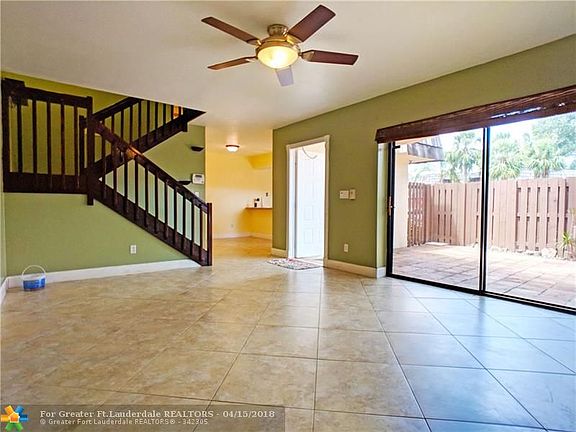 4th image of 8100 S Coral Cir #232