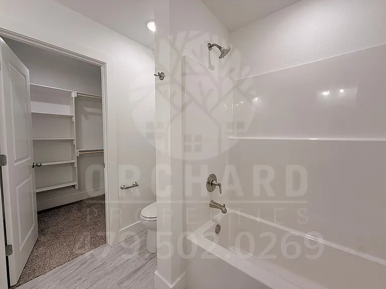 1903 E Brookview Dr — Photo 12