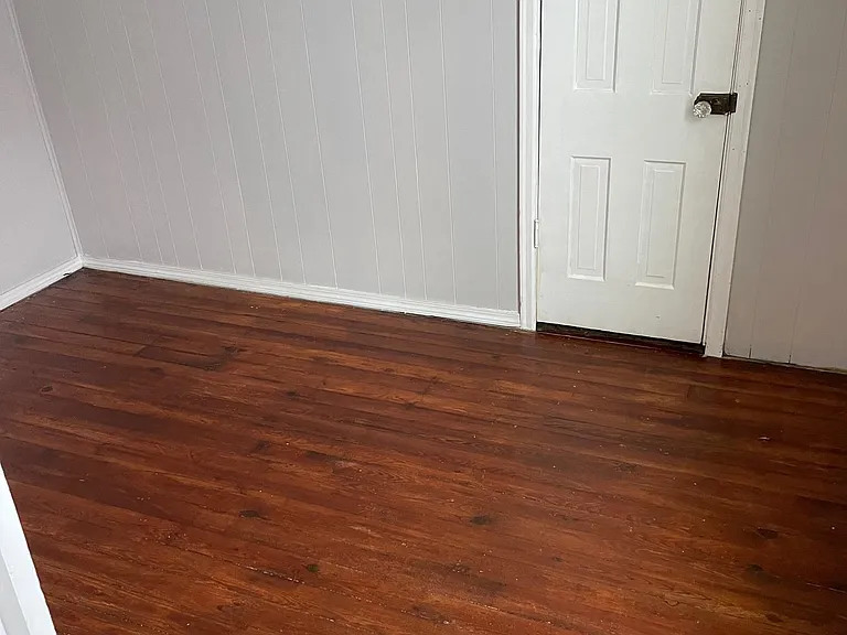 Upstairs bedroom