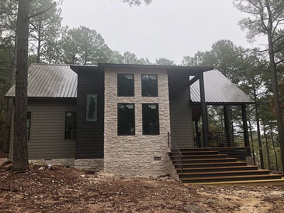 2nd image of 58 Pine Forest Trl