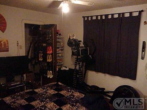 5th image of 410 N Resler Dr #408