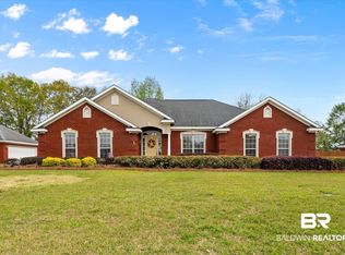 1205 Wakefield Dr E, Mobile, AL 36695