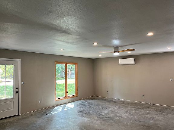 2nd image of 10181 High St