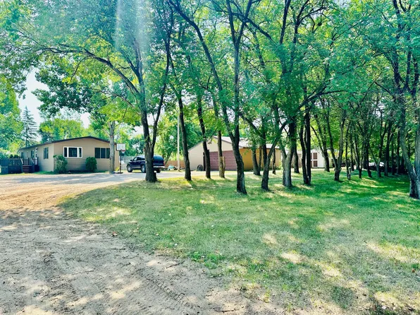 19477 59th St NE, New London, MN 56273