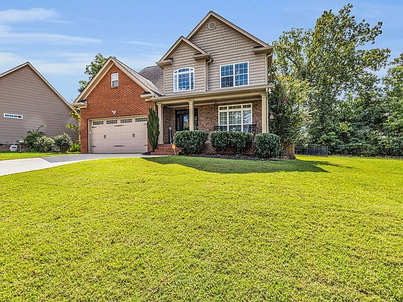 2nd image of 8720 Walnut Leaf Dr