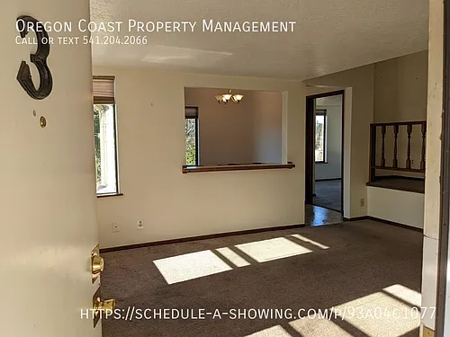 356 SE Alder St #3 Photo 1
