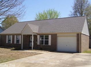 113 Field Crest Dr, Searcy, AR 72143