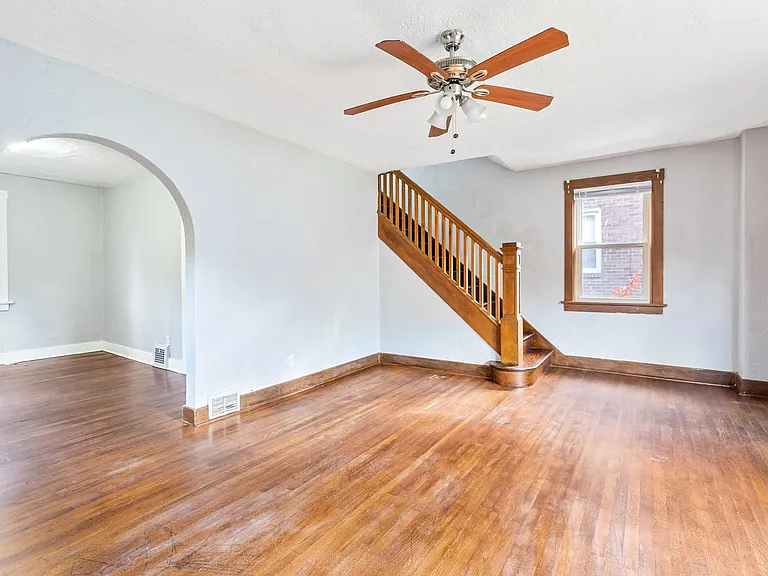 2043 Boggs Ave — Photo 4