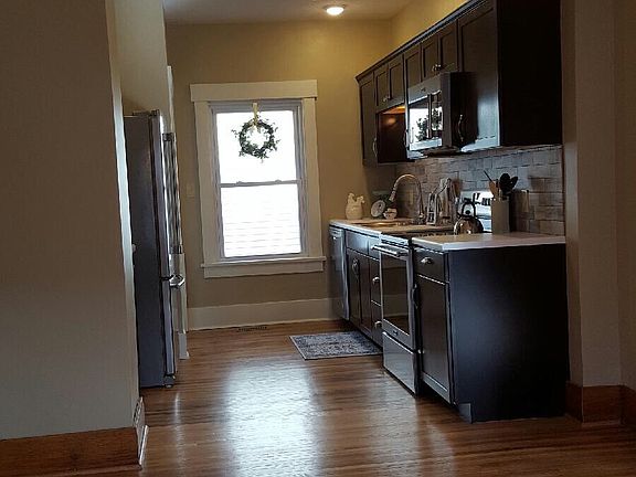 5th image of 2954 Ryons St