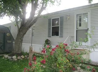 5561 Magnolia Dr, Ravenna, OH 44266