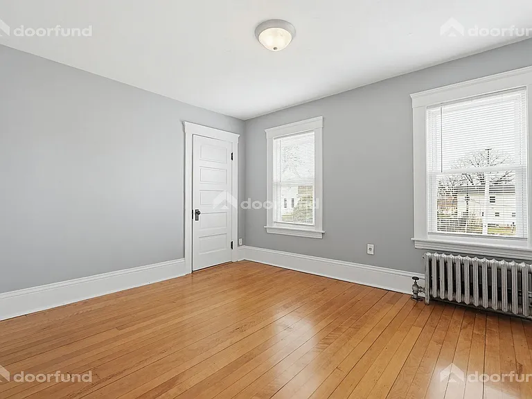 121 Delmont Ave — Photo 33