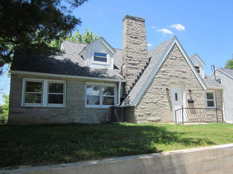 1st image of 417 Constable Dr