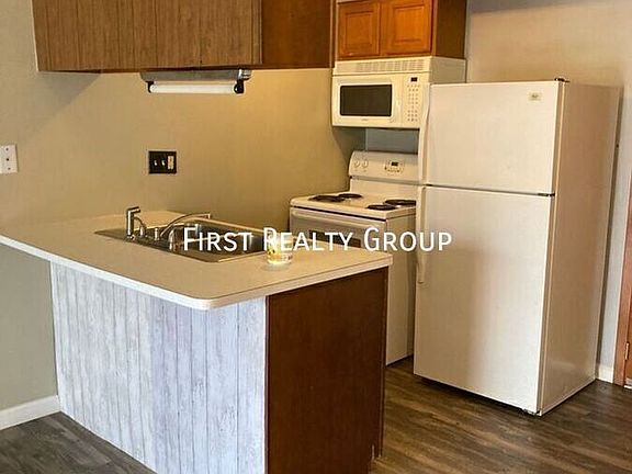 4th image of 1355 Ohmer Ave APT 14