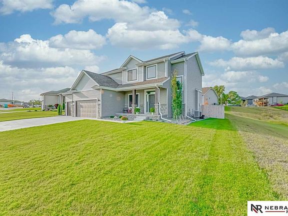 2nd image of 6711 Monarch Dr