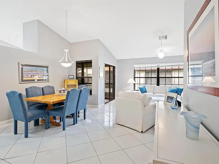 3258 Jog Park Dr — Photo 6