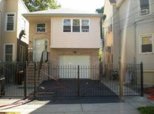 159 3rd St, Newark, NJ 07107