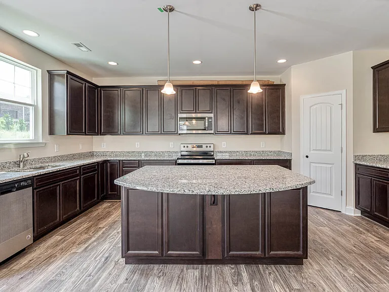 137 Princeton Hill Dr — Photo 15