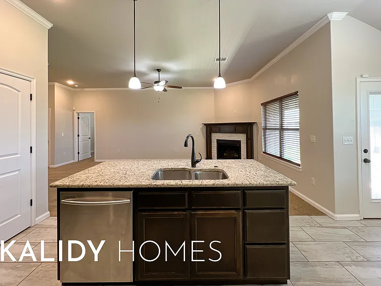 4812 Crystal Hill Dr — Photo 11