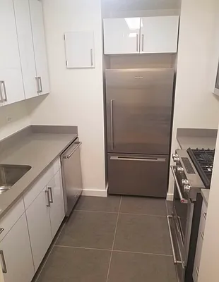 Rented by Olympia House Delaware LP | media 12