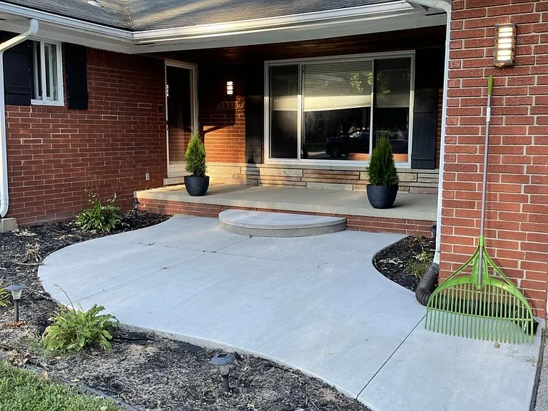 38259 Sheffield St — Photo 14