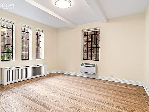 5th image of 325 E 41st St APT 601