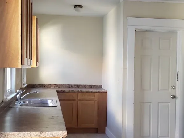 27-29 Adams Street, East Hartford, CT 06108