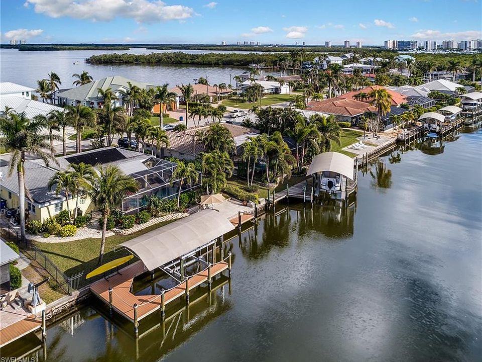 1st image of 18 Bayview Blvd