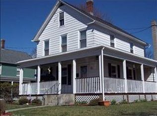 8 Maple Ln, Plainfield, CT 06374