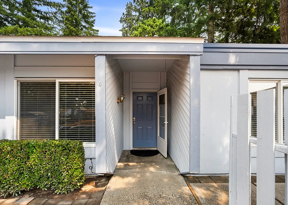 4308 NE Sunset Blvd #U4